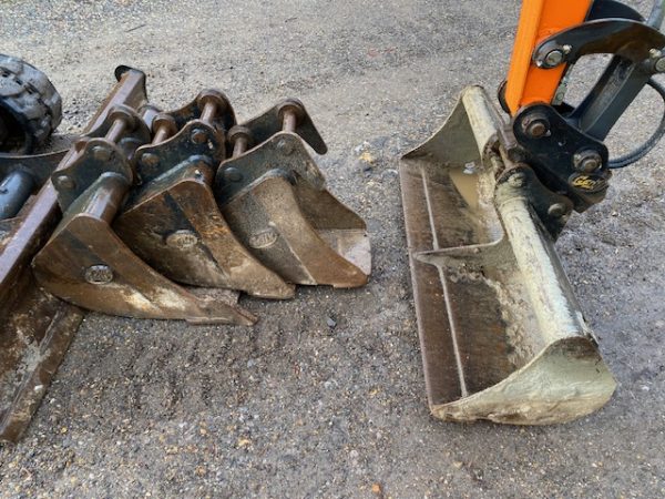 Doosan DX27Z - Image 7