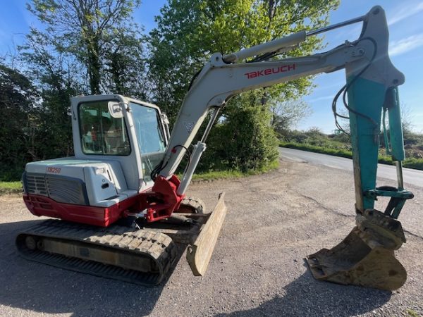Takeuchi TB250 - Image 7