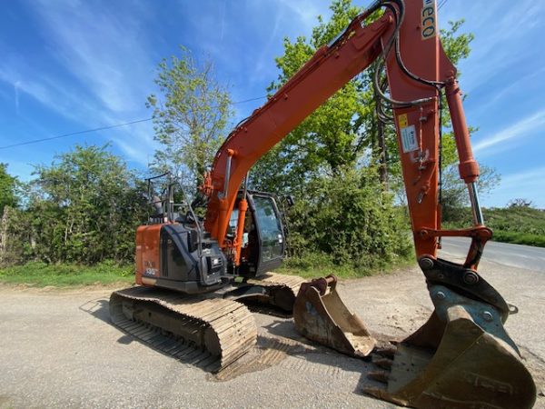 Hitachi ZX135US-6 - Image 6