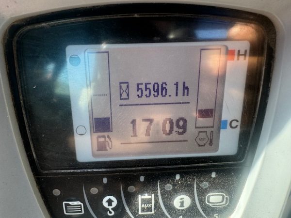 Kubota KX080-4 - Image 10