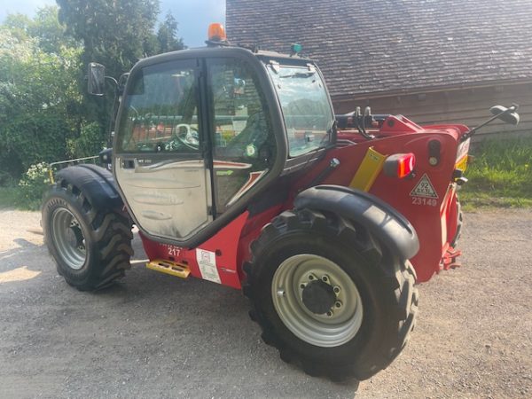 Manitou MT932 *very low hours* - Image 3