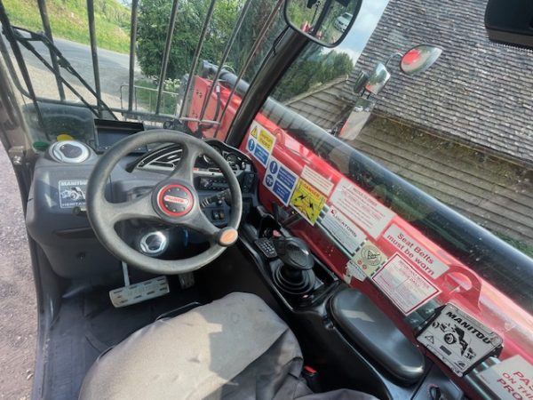 Manitou MT932 *very low hours* - Image 8