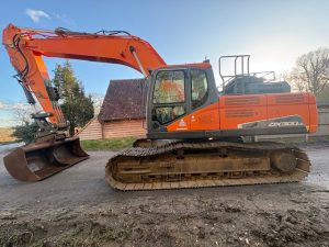 Doosan DX300LC-5