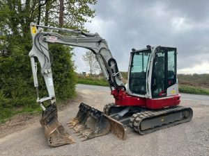 Takeuchi TB257FR