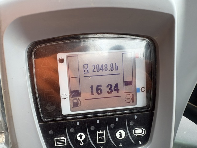 Kubota U48-4 - Image 14