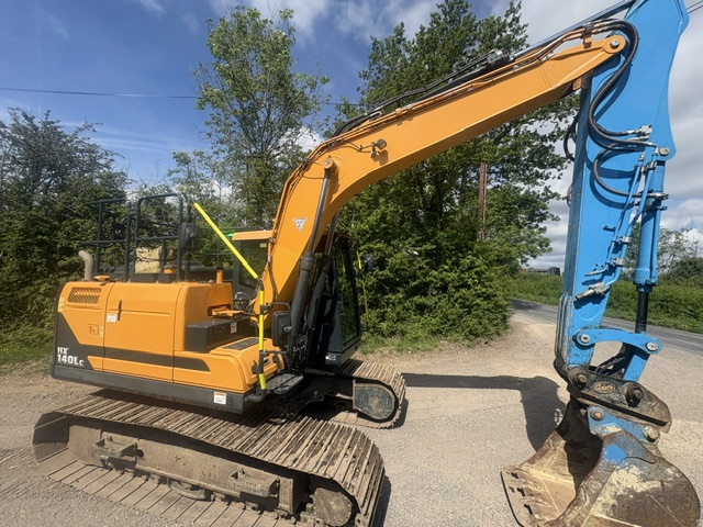 Hyundai HX140 - Image 8