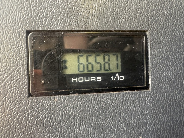 Hyundai HX140 - Image 14
