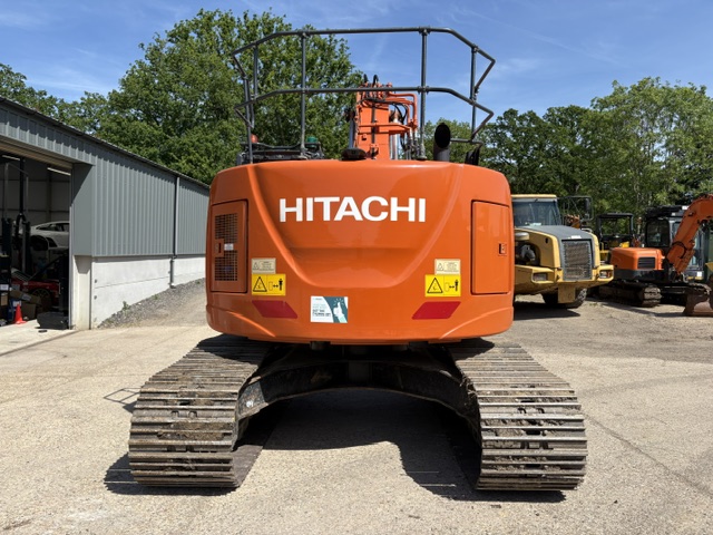 Hitachi ZX225USLC-6 - Image 7