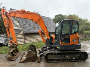Doosan DX85R-3